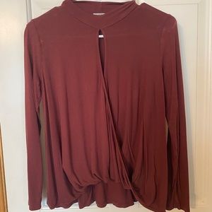 High neck keyhole long sleeve